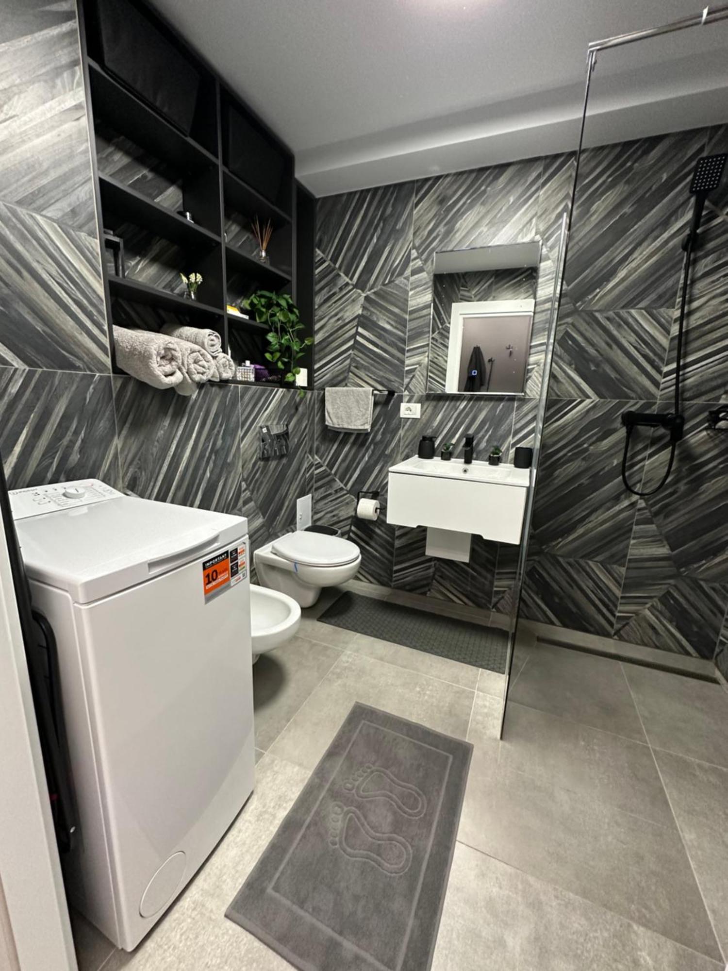 Ppu Home Timişoara Exteriör bild
